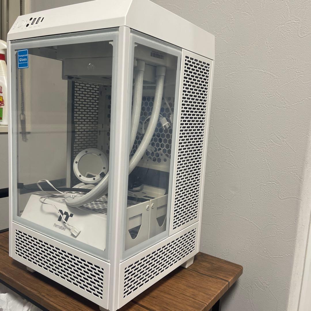 Thermaltake ホワイト ミニタワーケース