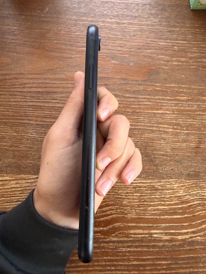 iPhone 10 R 本体 美品