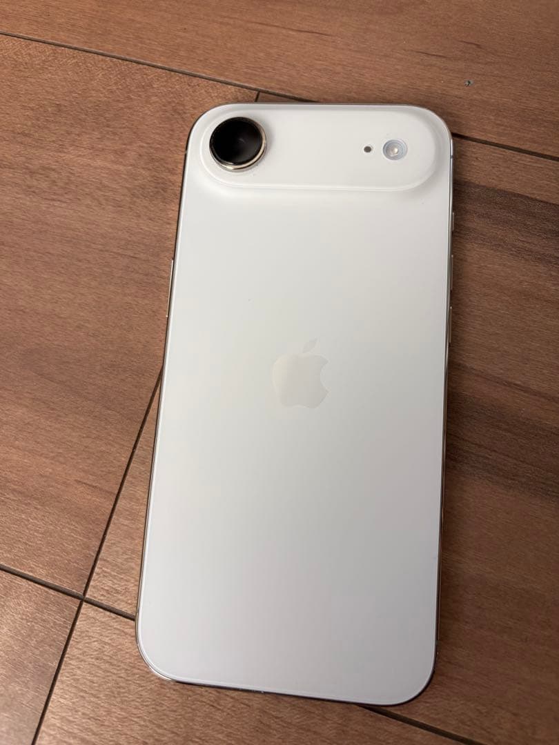 即日発送　美品‼︎Apple iPhone 17 Air 512g