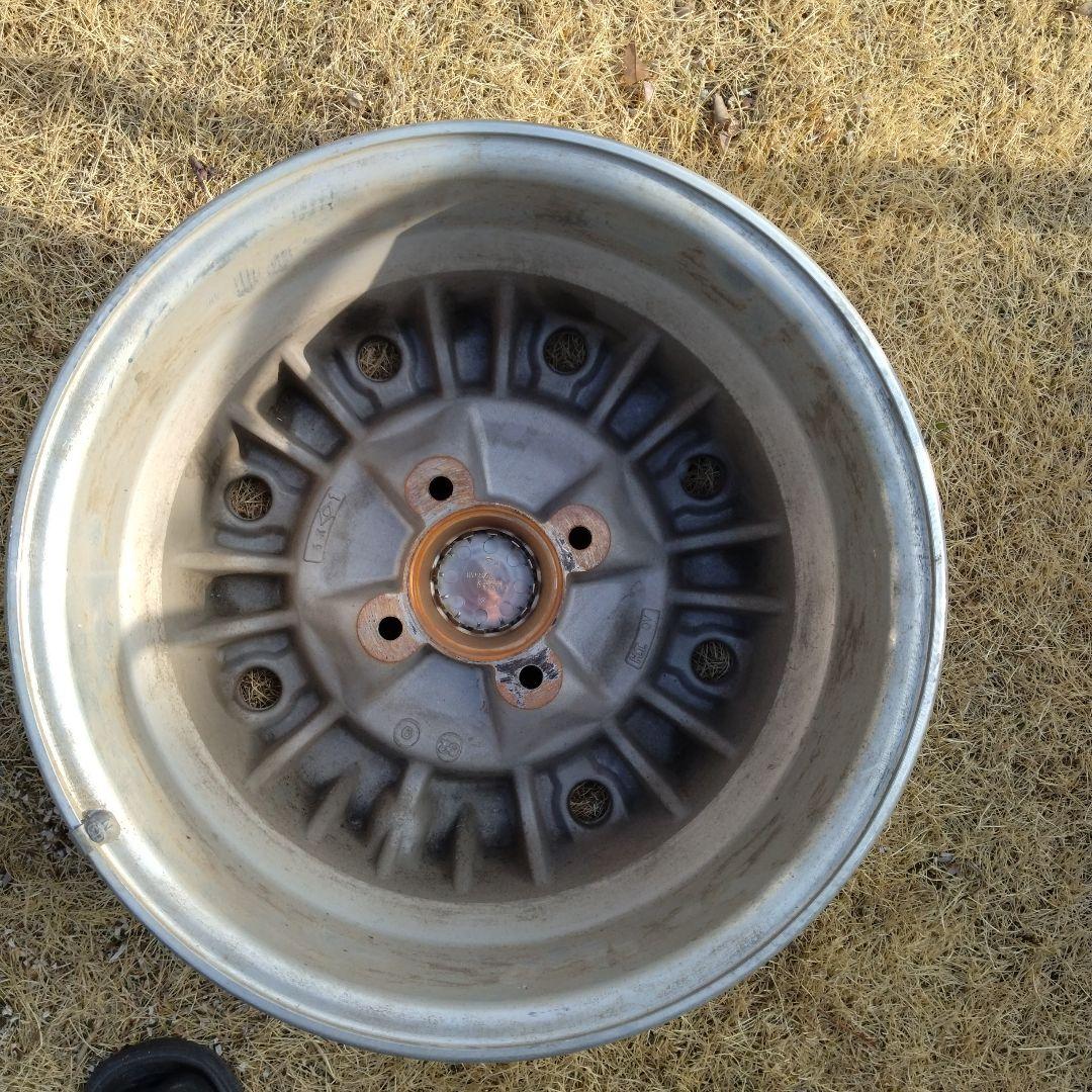 スカイラインR30純正アルミホイール