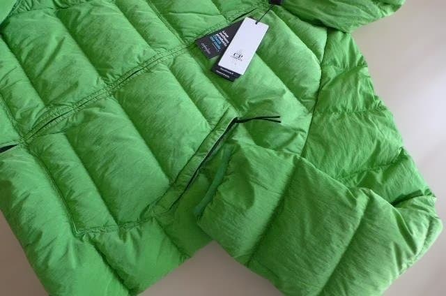 新品 C.P. COMPANY エコクローム ゴーグル ダウンジャケット