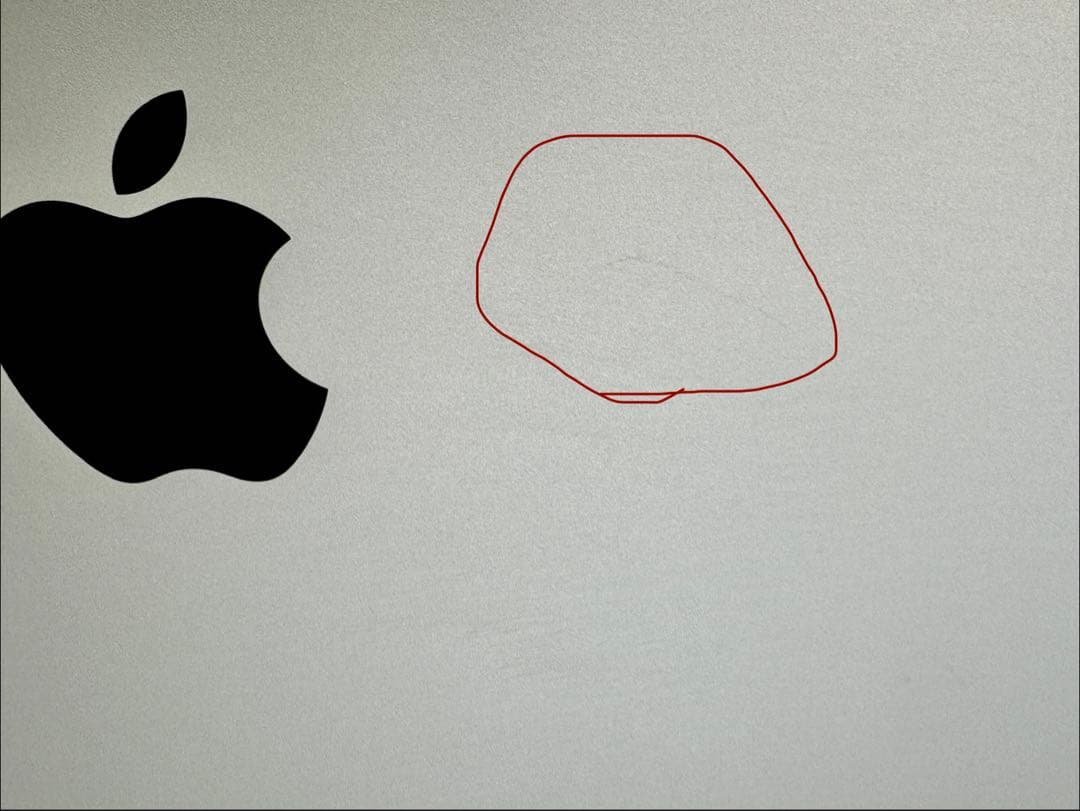 MacBook Pro M3 14インチ8GB 1TB｜天面薄キズ｜動作良好