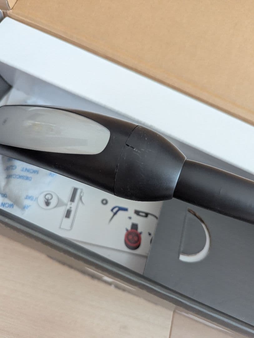 Tesla CHAdeMOアダプター