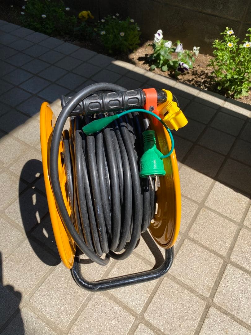 お安くしました。日動　電工ドラム