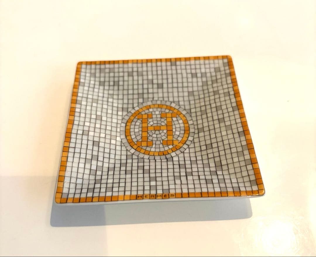 エルメス　プチカレ　モザイク　トレー