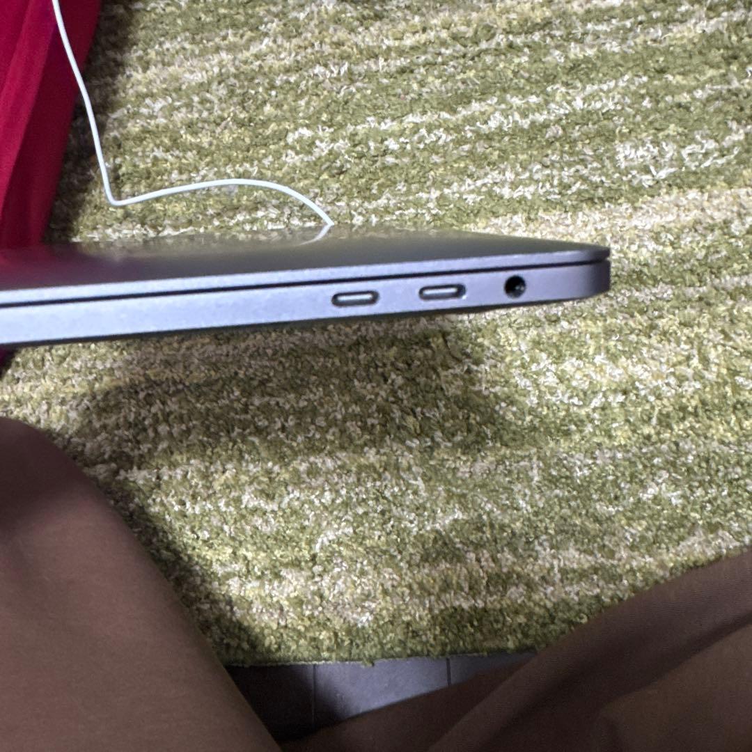 Apple MacBook Pro 13インチ A1989 スペースグレー