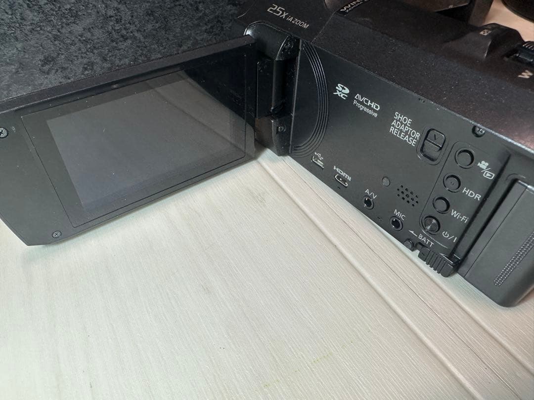 【美品】パナソニック 4Kビデオカメラ HC-VX985M