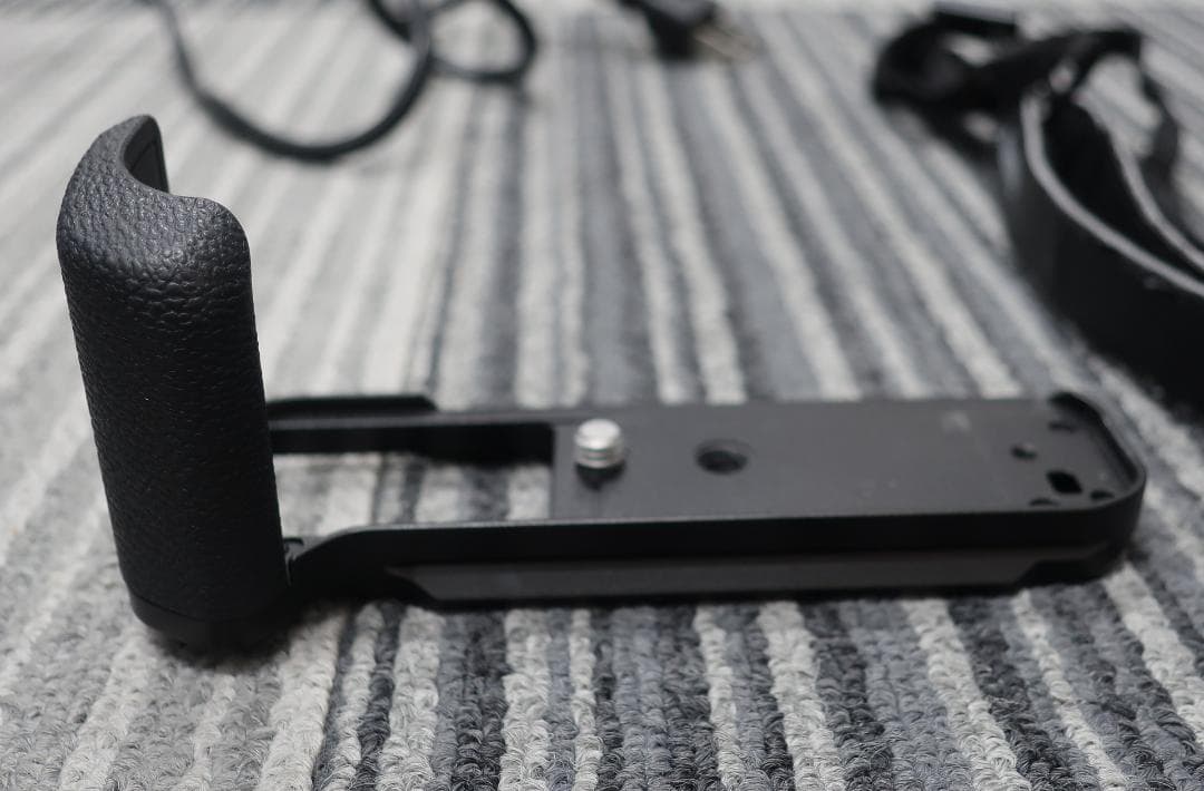 x-t20 フジフイルム　本体＋レンズ+グリップ