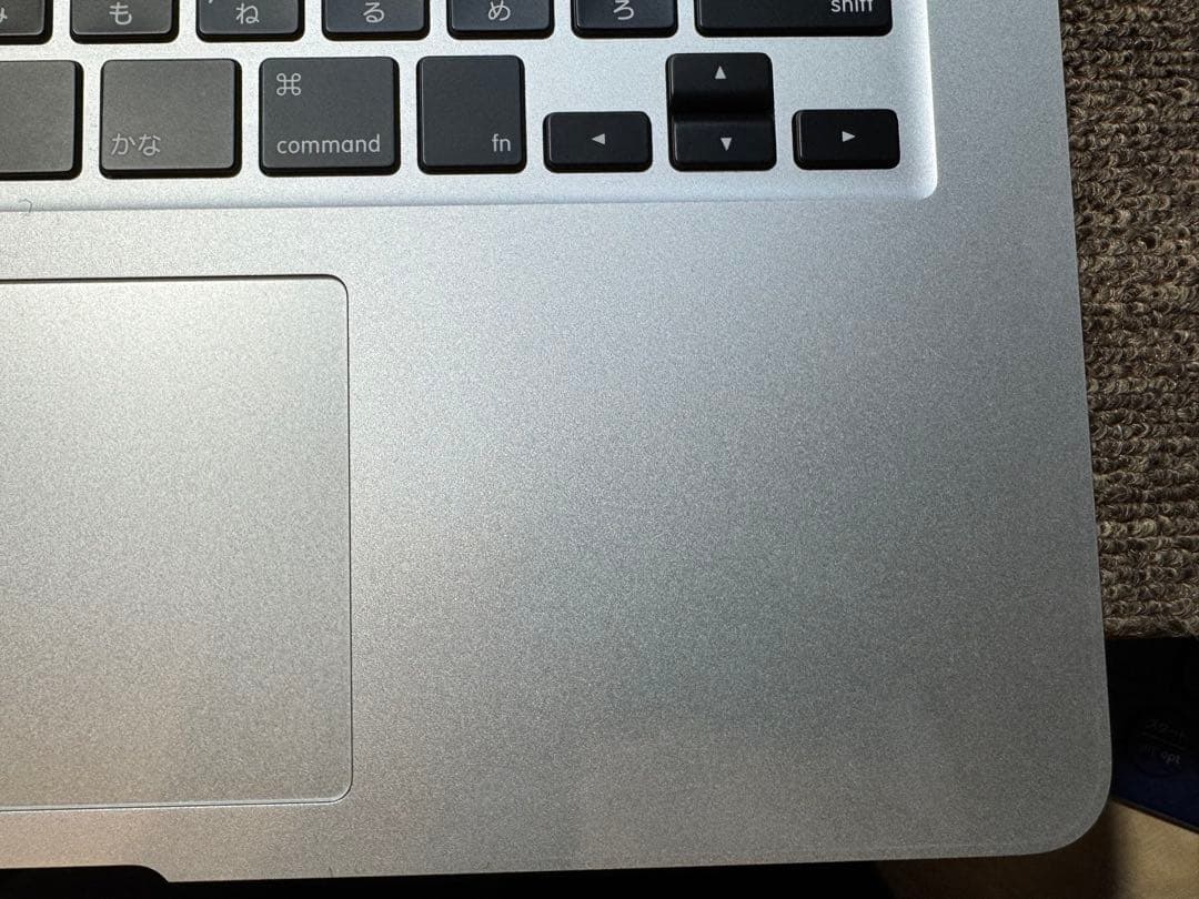 MacBook本体 MacBook Air 2015 8GB 256GB