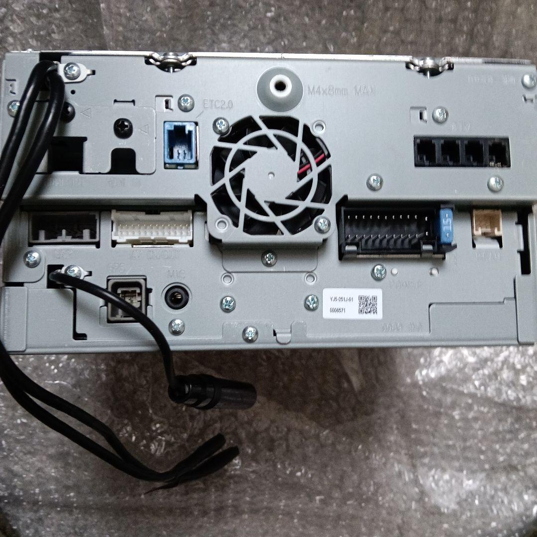 ケンウッドMDV-M907HDF-フローティングナビ