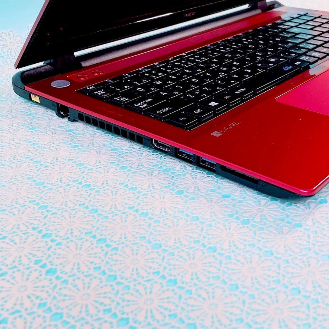 たっぷり大容量1TB✨️可愛い赤❣️薄型ノートパソコン✨️カメラ・テンキー付き事務作業