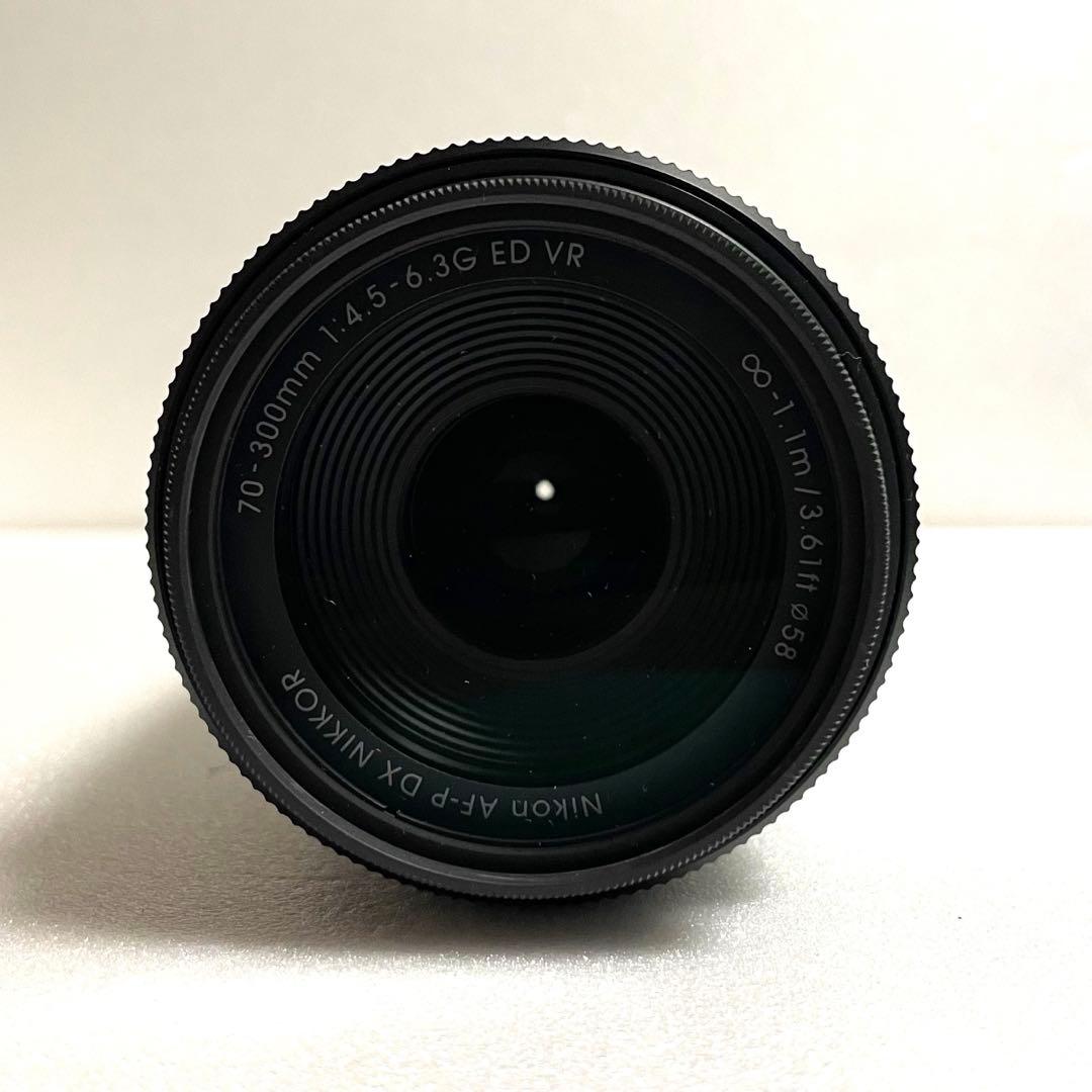 美品 Nikon ニコン D5600 デジタル一眼レフカメラ ダブルズームキット