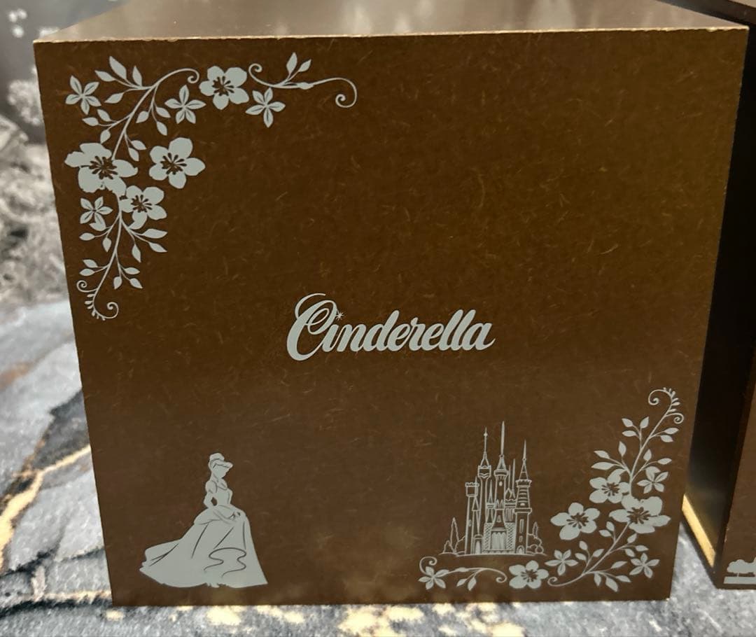 d*2様 ディズニー 木製 引き出し シンデレラ・ピーターパン 小物入れボックス