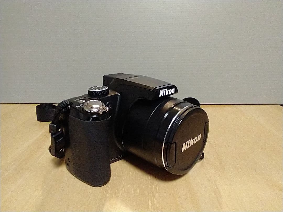 ★再々値下げ★ Nikon COOLPIX P90 デジタルカメラ 純正ケース付