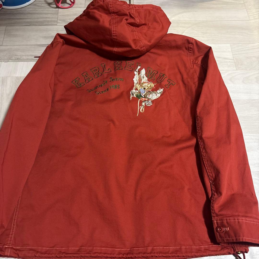 カールヘルム　登山クマ刺繍のプルオーバー ピンクハウス