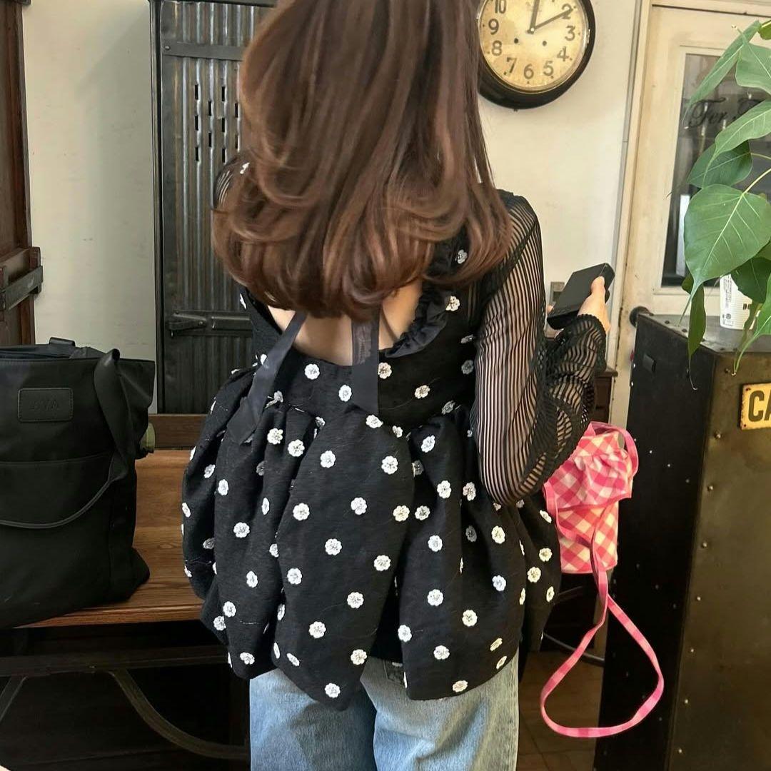 【新品未使用】Bibiy. BIANCA BLOSSOM TOP　1点