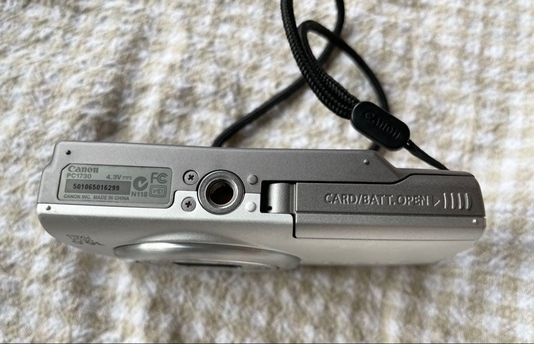 Canon キャノン PowerShot A4000 IS PC1730