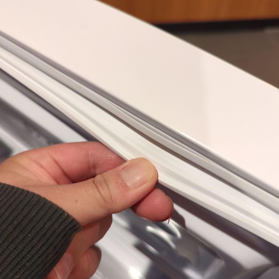 お値引き可！美品！2022年製(東京23区のみ送料と設置無料！)冷蔵庫