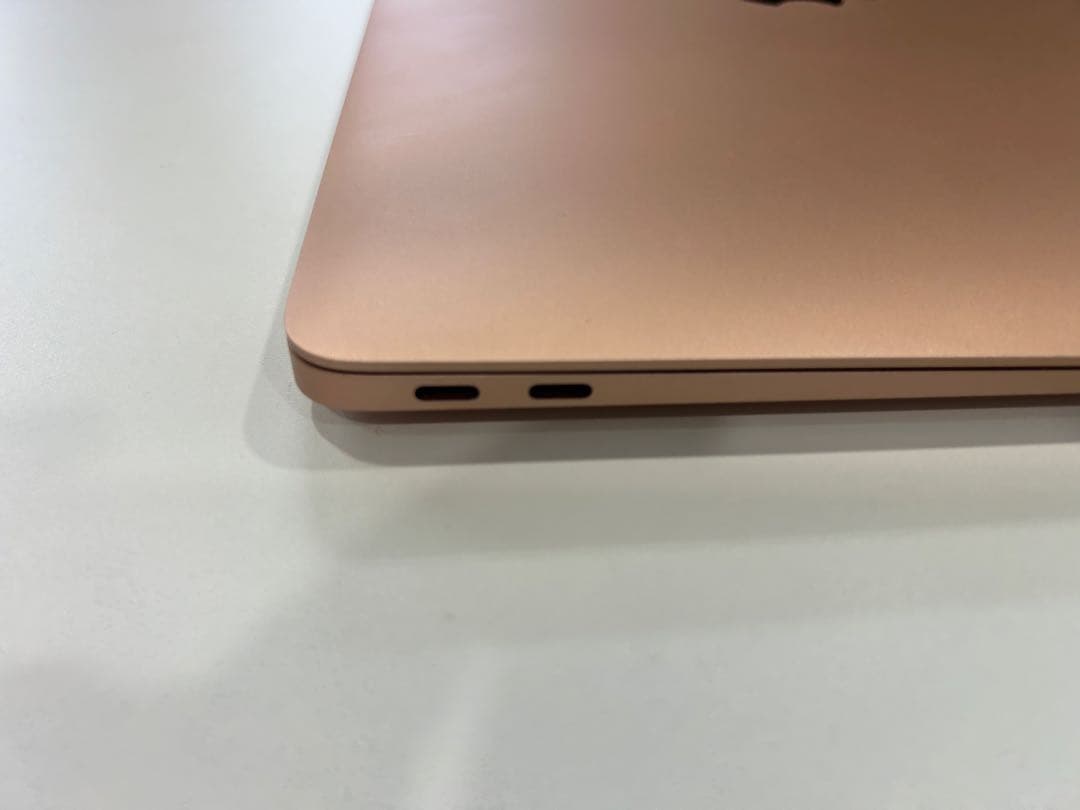 Apple MacBook Airゴールド 13.3inch 初期化済