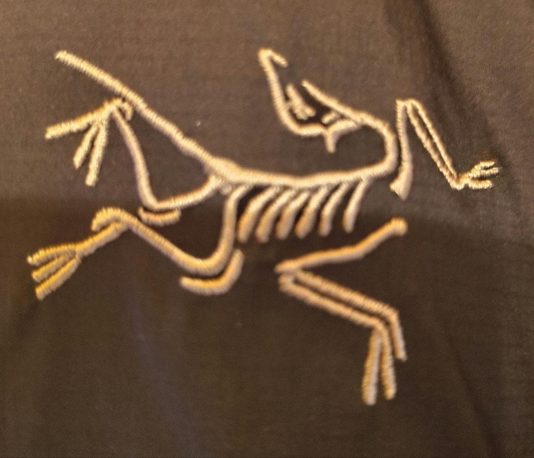 ARC'TERYX アトムジャケット メンズ ブラック　Sサイズ