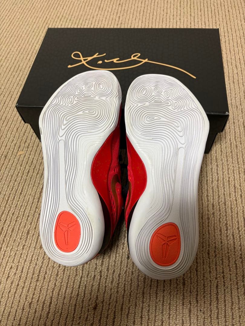 Kobe バスケットシューズ レッド