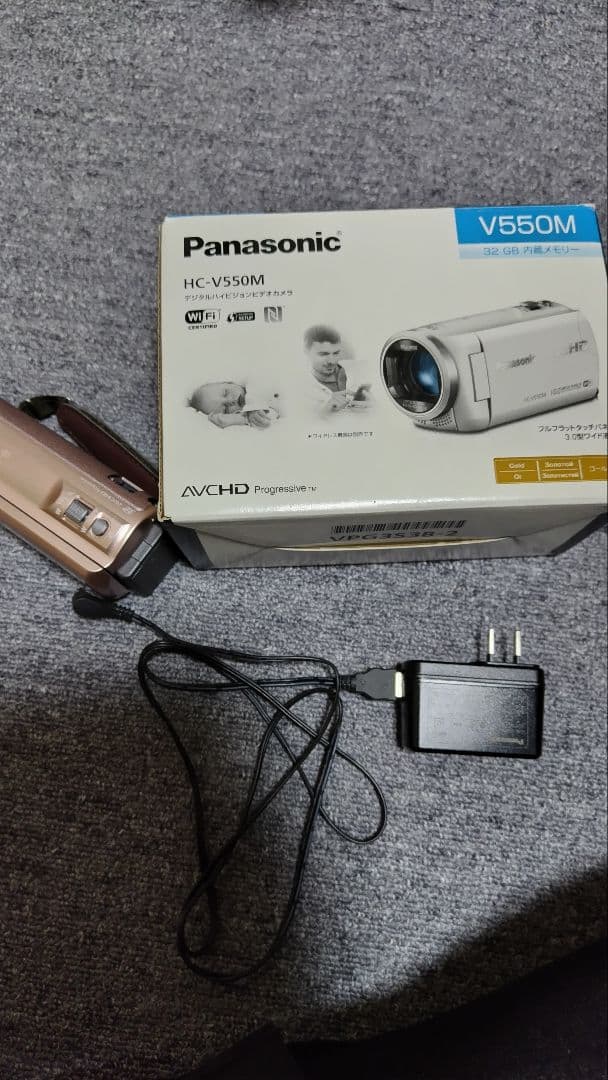 Panasonic HC-V550M ゴールド