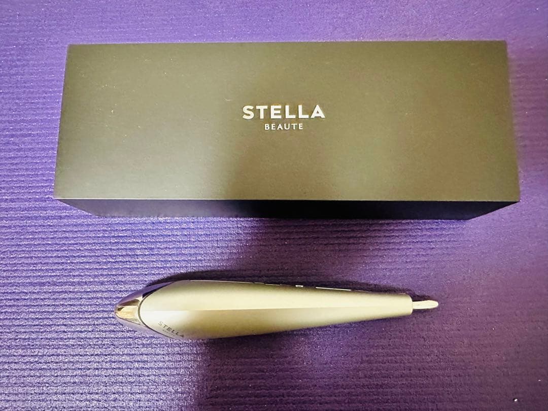 STELLA BEAUTE 美顔器 シルバー　ビューティフェイススティック