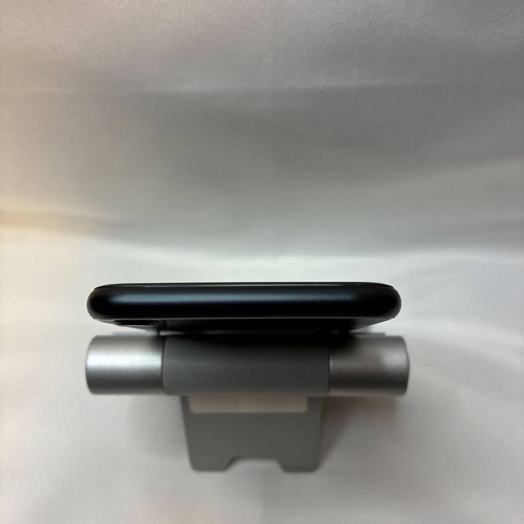 SIMフリー iPhoneSE 第3世代 64GB SE3 バッテリー100 黒