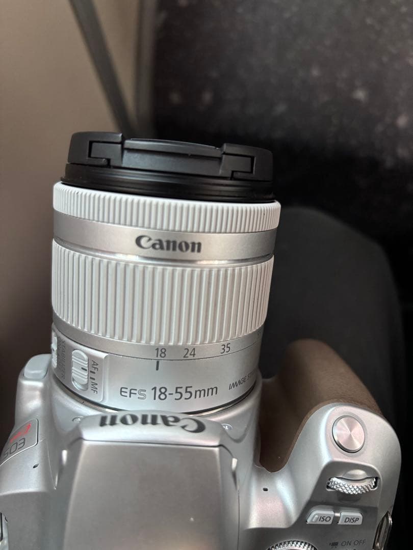 Canon EOS Kiss X10 シルバー レンズ付き