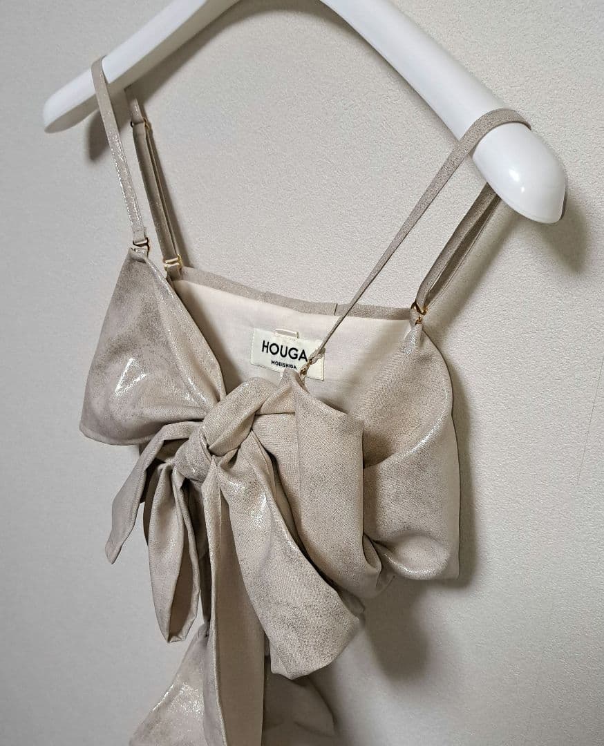 【美品】HOUGA　キャミソール　sandyシリーズ　リボン　ベージュ　ホウガ