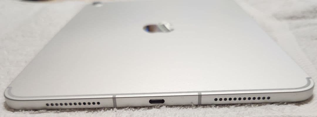 f*t様 iPad11世代 (A16) Wi-Fi+Cellular 512GB