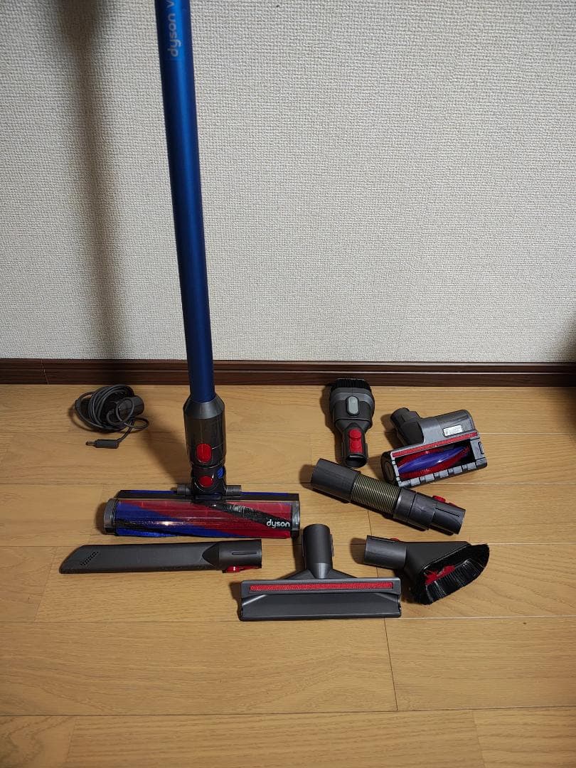 ダイソン★掃除機★V8Slim★ＳV10K★バッテリーの新品と大差なし★1