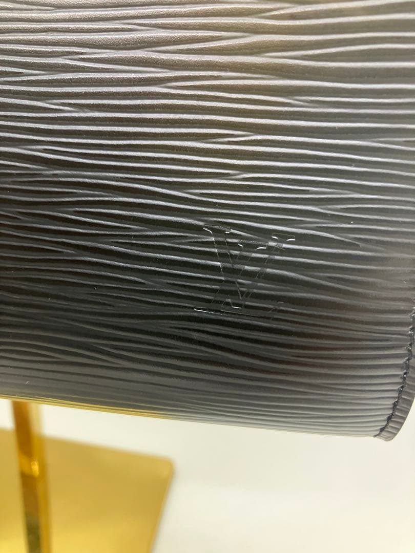 Louis Vuitton エピレザー ポーチ ネイビー