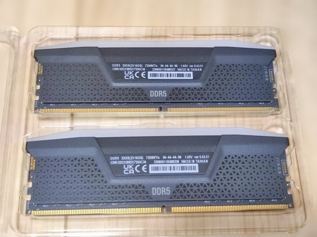美品 Corsair DDR5 7200 32gb ハイエンド仕様/OC対応