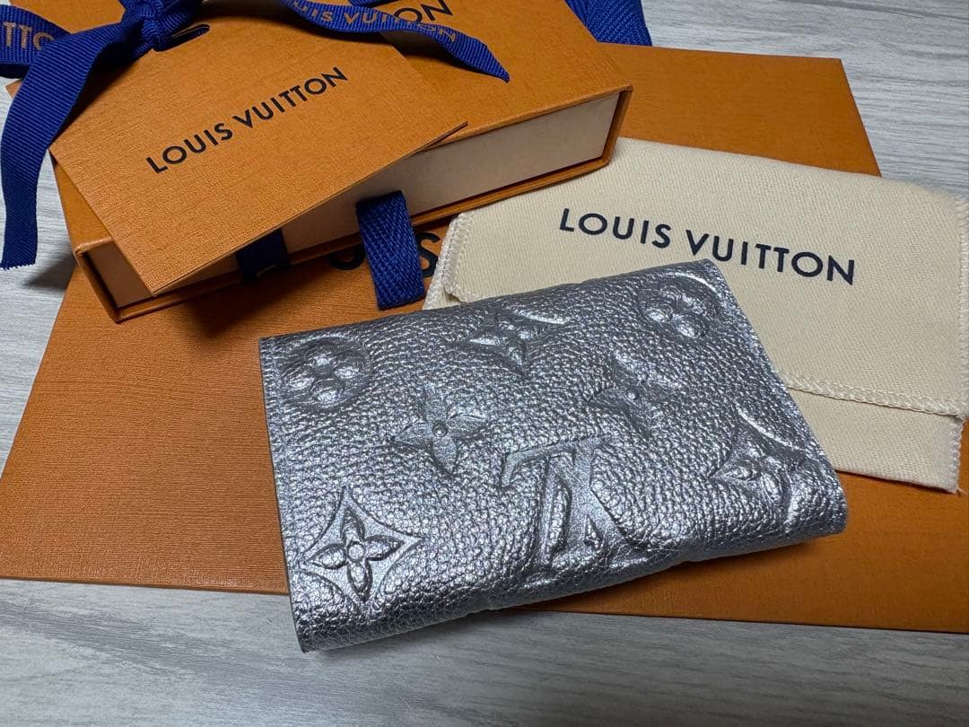 【未使用】LOUIS VUITTON キーケース ミュルティクレ 6連 シルバー