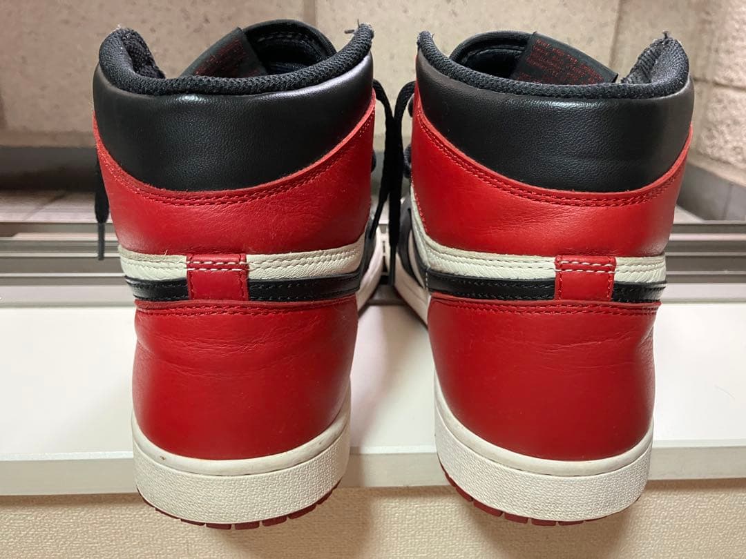 靴 Nike Air Jordan 1 Retro High OG Bred Toe