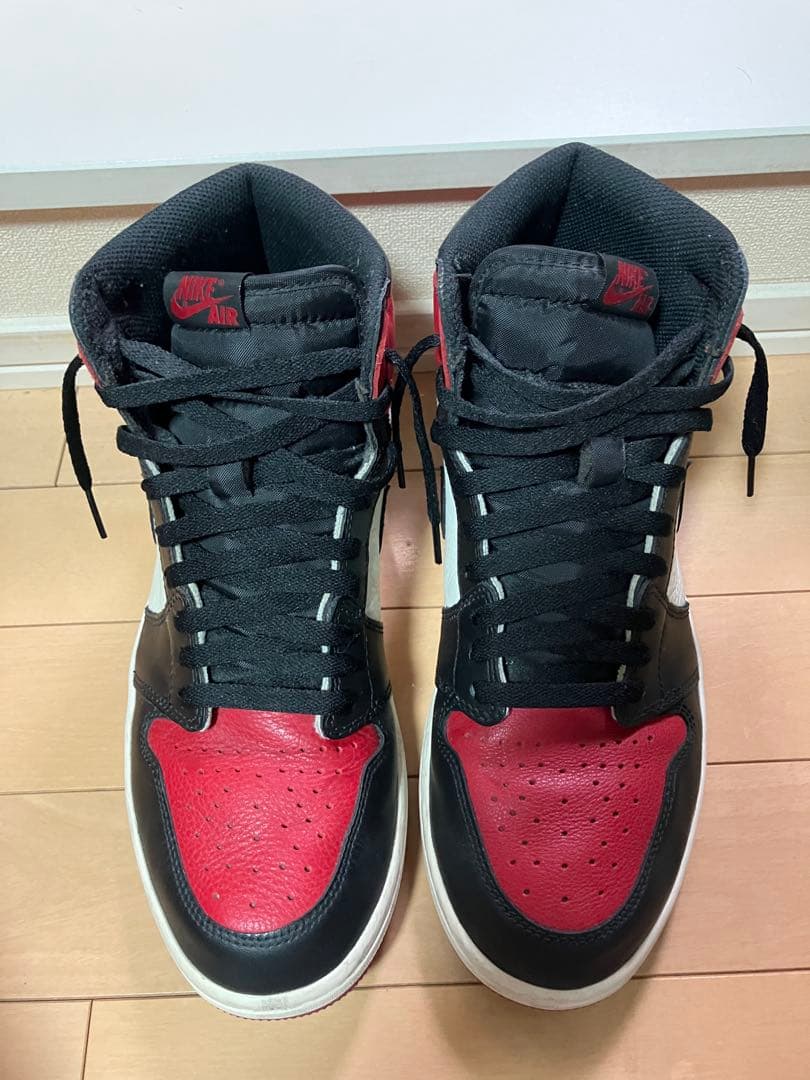 靴 Nike Air Jordan 1 Retro High OG Bred Toe
