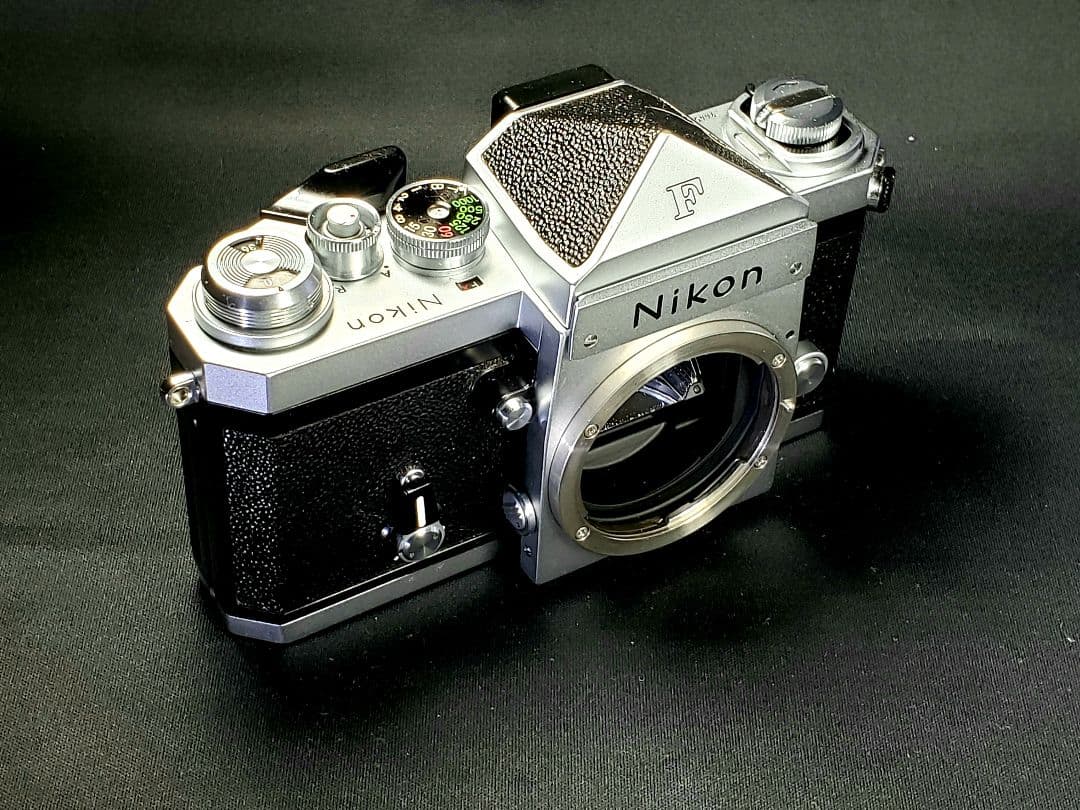 奇跡の極上品ニコンFアイレベ白ルボディー7440339