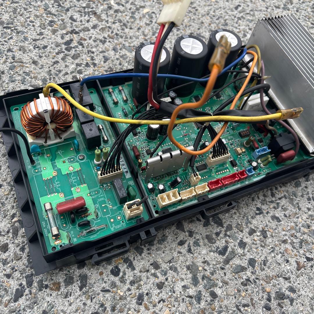 三菱ヒートポンプ給湯機　エコキュート　ヒートポンプユニット基盤