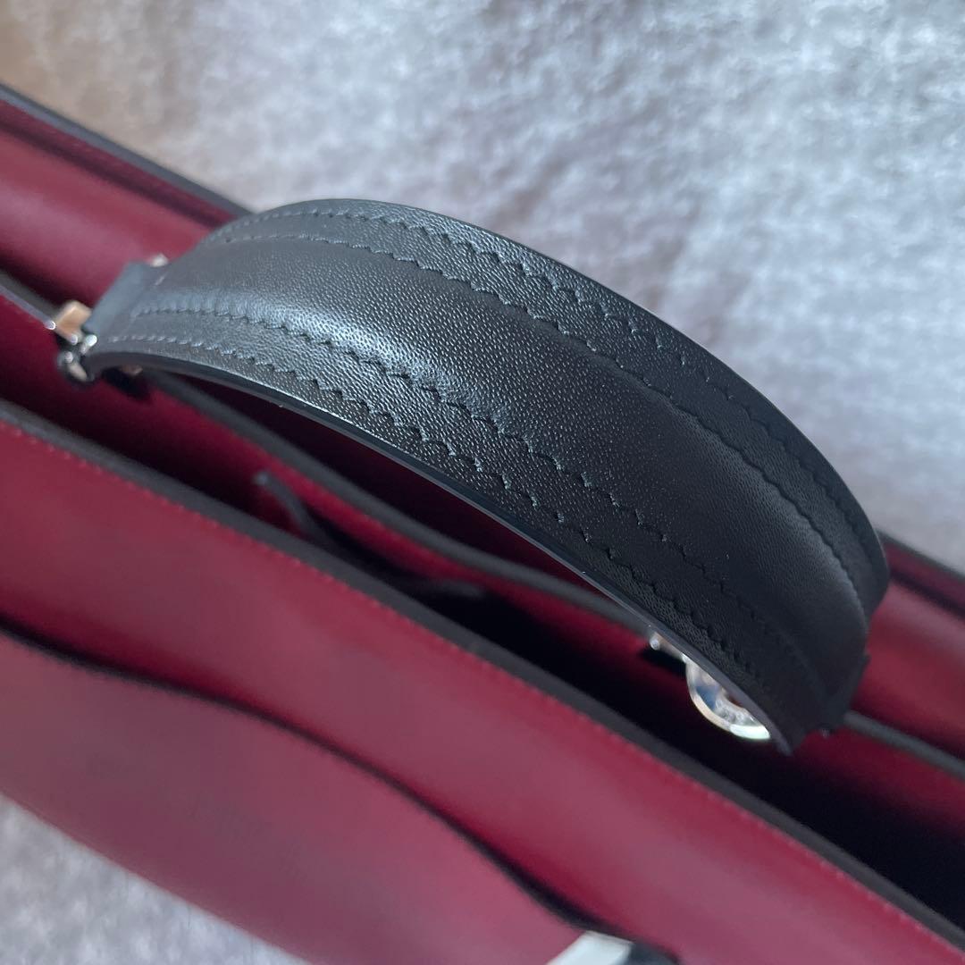 FURLA フルラ ビジネスバッグ　ハンドバッグ ショルダーバッグ 2WY A4