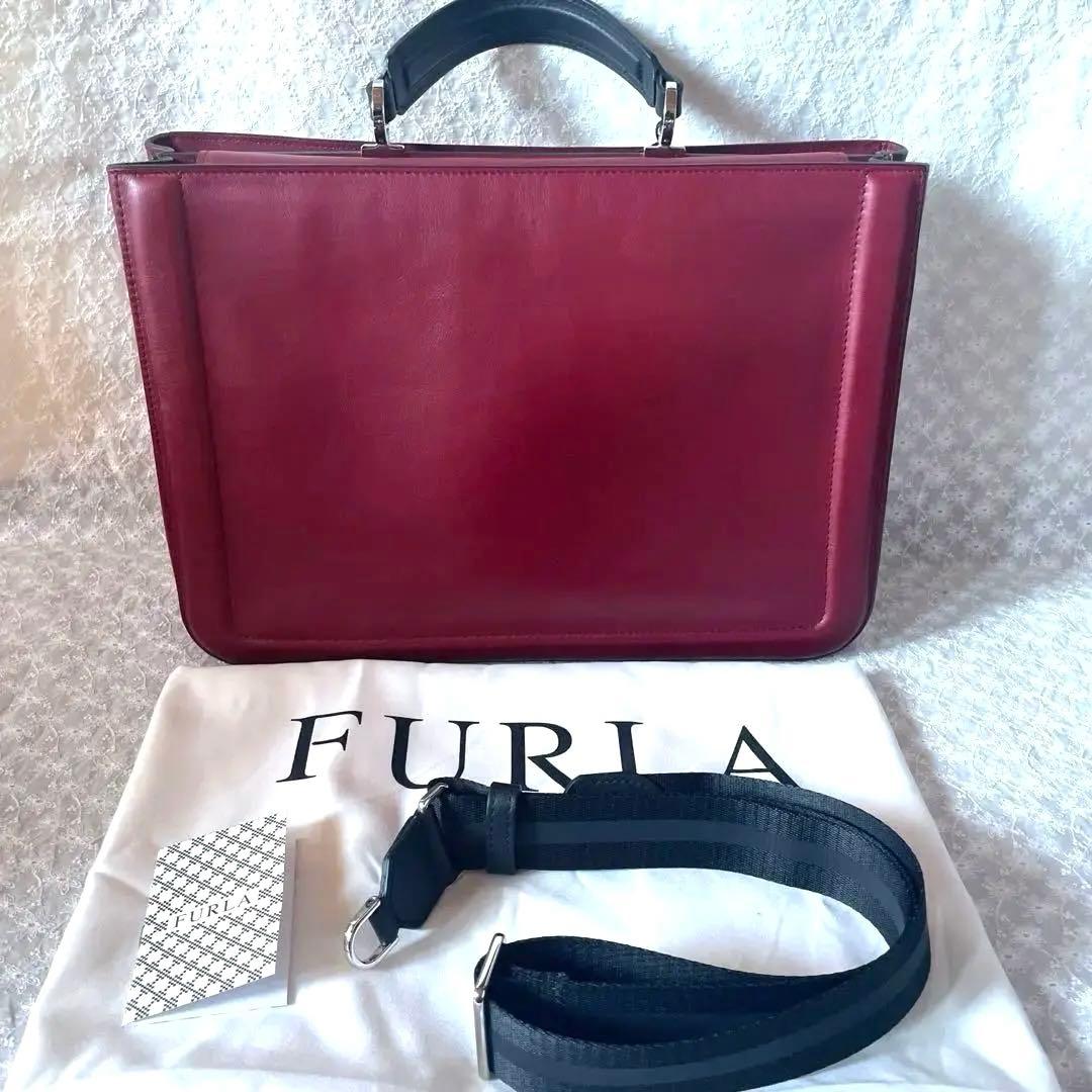FURLA フルラ ビジネスバッグ　ハンドバッグ ショルダーバッグ 2WY A4