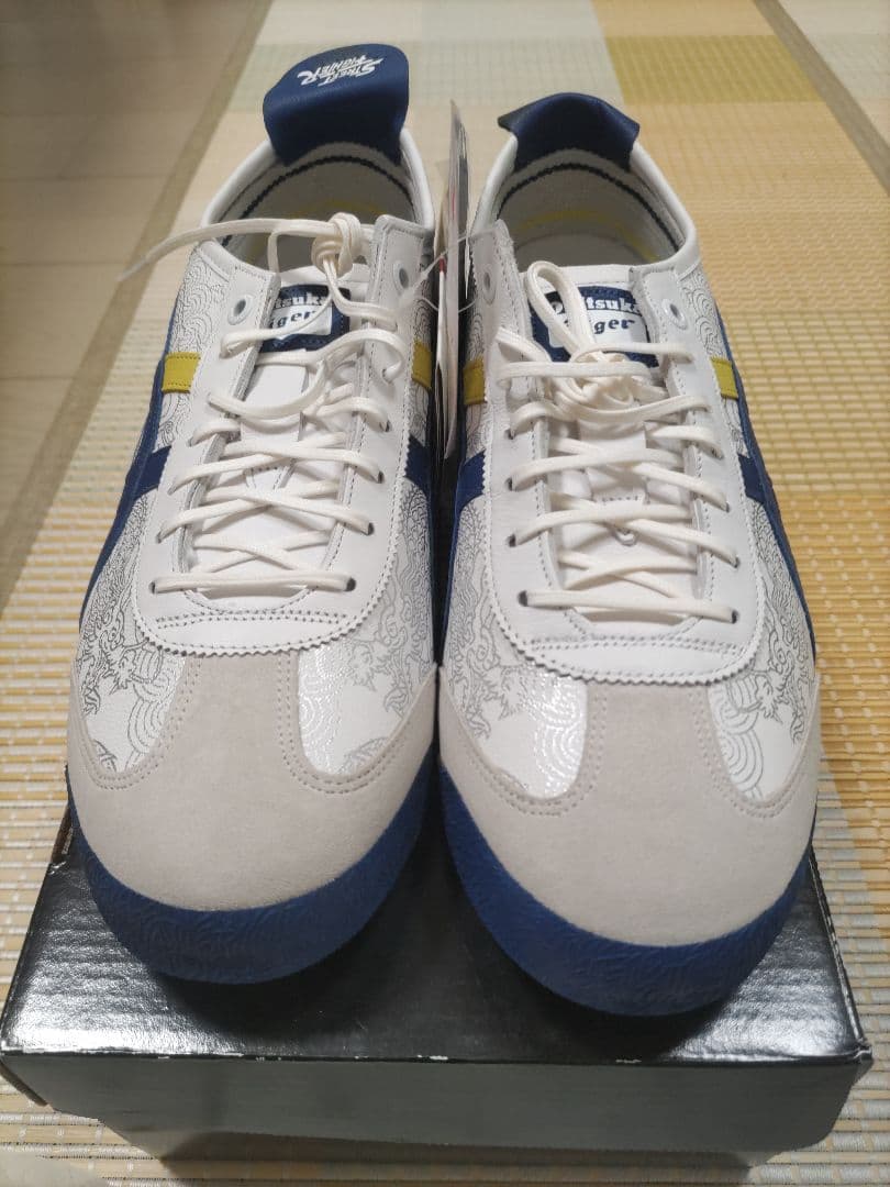 オニツカタイガー✕STREETFIGHTERコラボスニーカー