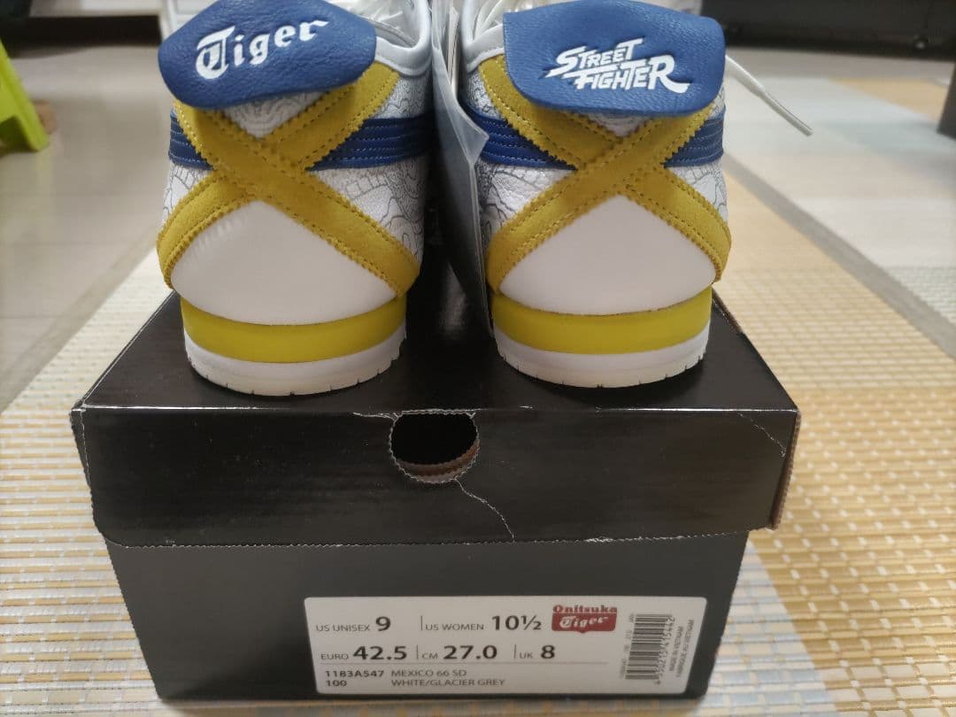 オニツカタイガー✕STREETFIGHTERコラボスニーカー