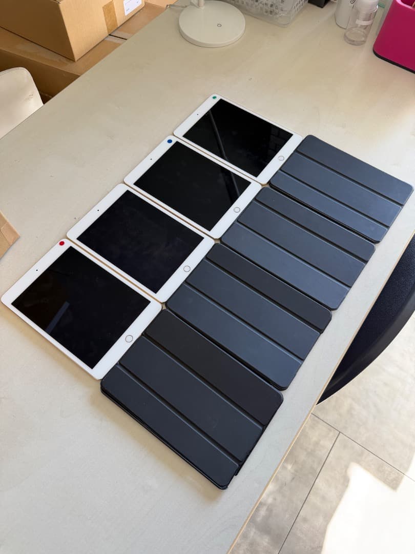 iPad mini 第4世代 Wi-Fi GOLD A1538 32G ４台