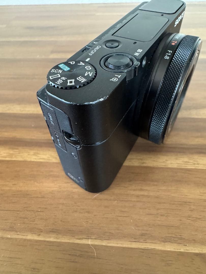 デジタルカメラ SONY RX100M5