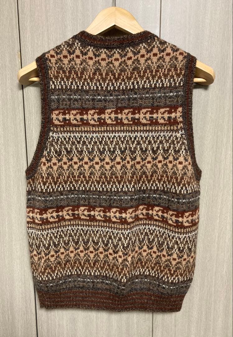 鴨志田康人ディレクション Paul Stuart Vネックニットベスト