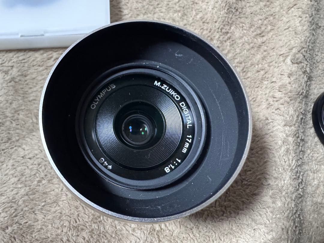 【週末値引】OLYMPUS OM-D E-M10 markⅢ レンズ付き［箱有］