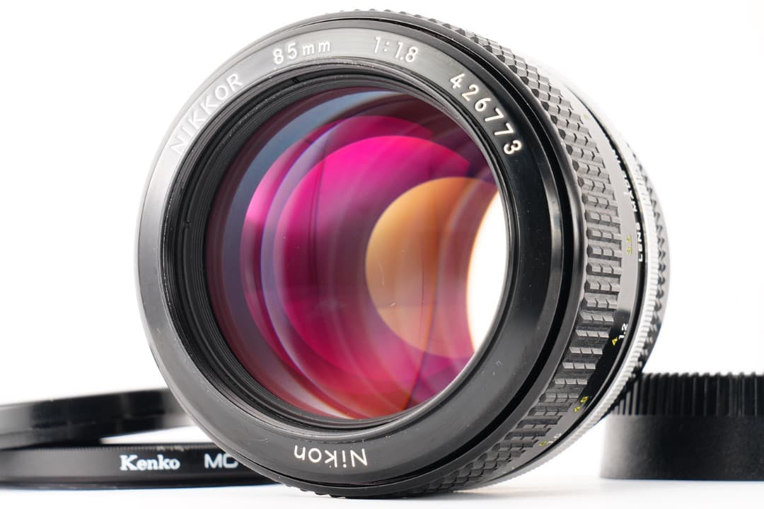 【極美品】Nikon New Nikkor 85mm F1.8 ニコン 773