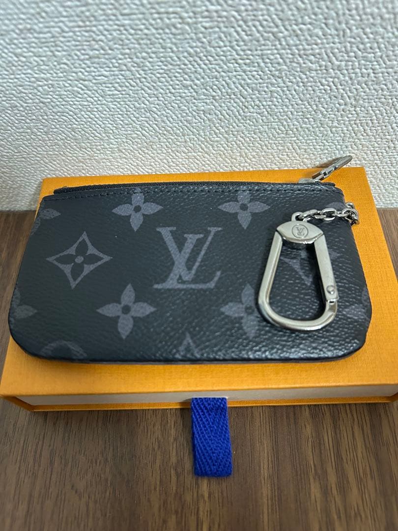 【年末セール】ルイヴィトン モノグラムエクリプス ポシェットクレ M80905