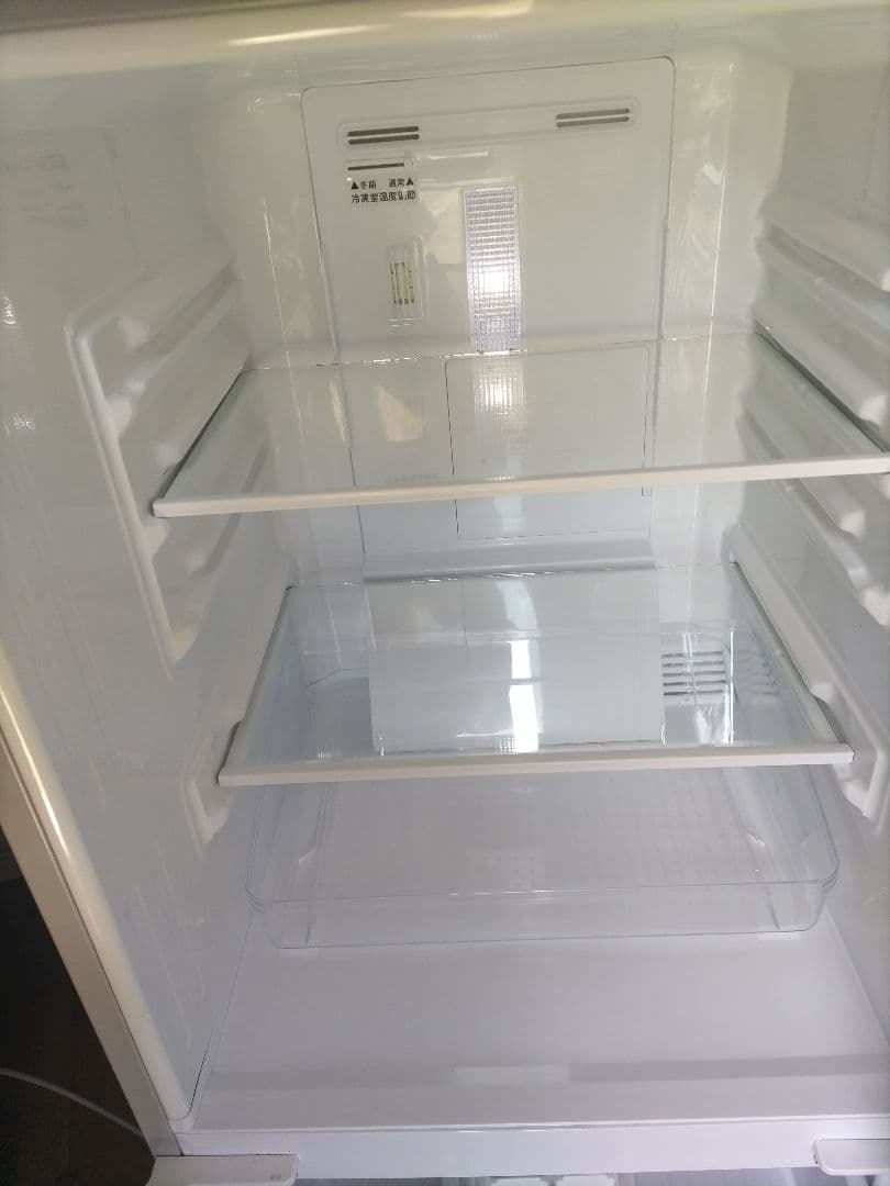 札幌市近郊の方限定！送料無料！シャープ 冷蔵庫 SJ-D14B-S 137L